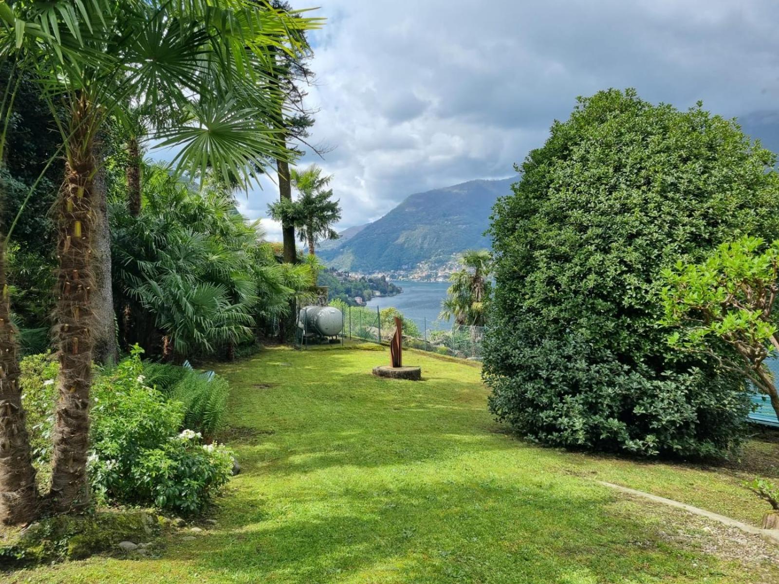 Lake Como Villa Ines Junior Apartment Faggeto Lario Exterior photo